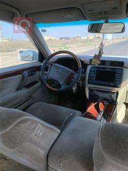 تۆیۆتا کراون